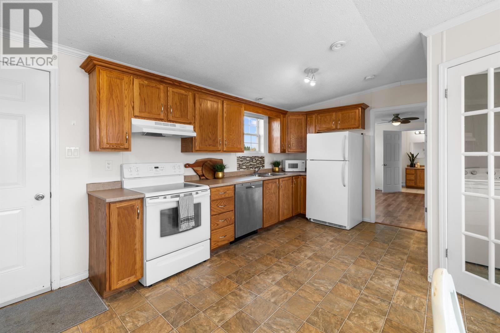 694 Anderson Road, St. Peters Bay, Prince Edward Island  C0A 2A0 - Photo 8 - 202526772