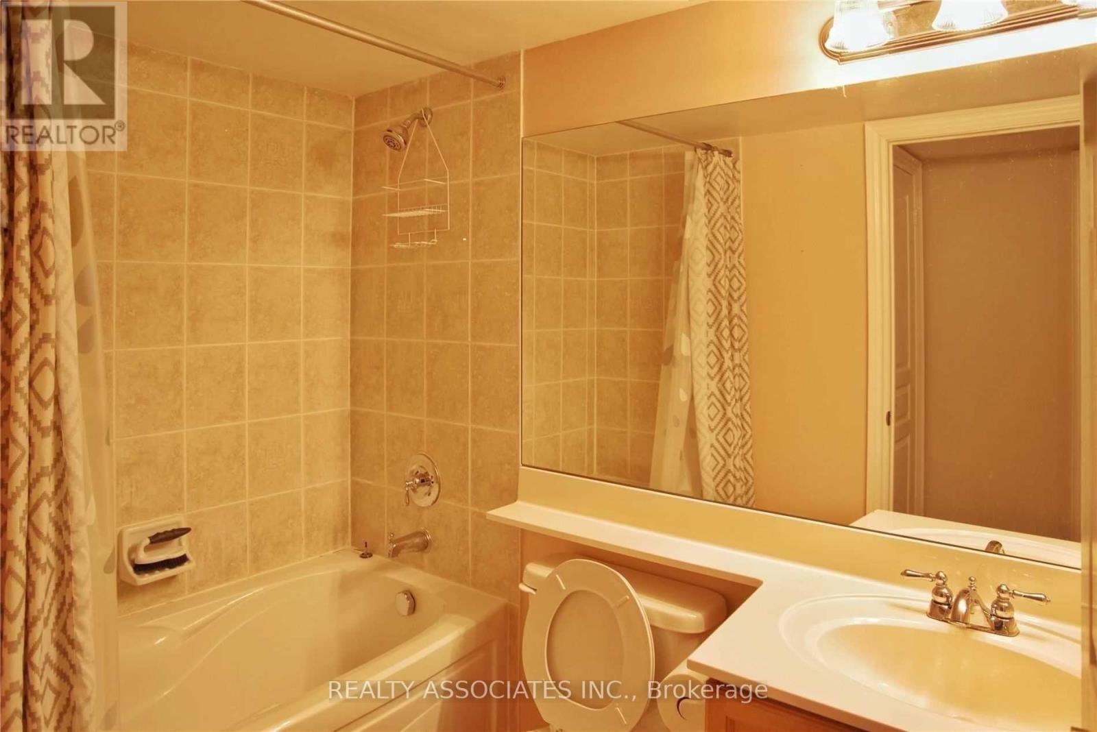 1913 - 10 Northtown Way, Toronto, Ontario  M2N 7L4 - Photo 10 - C12485349