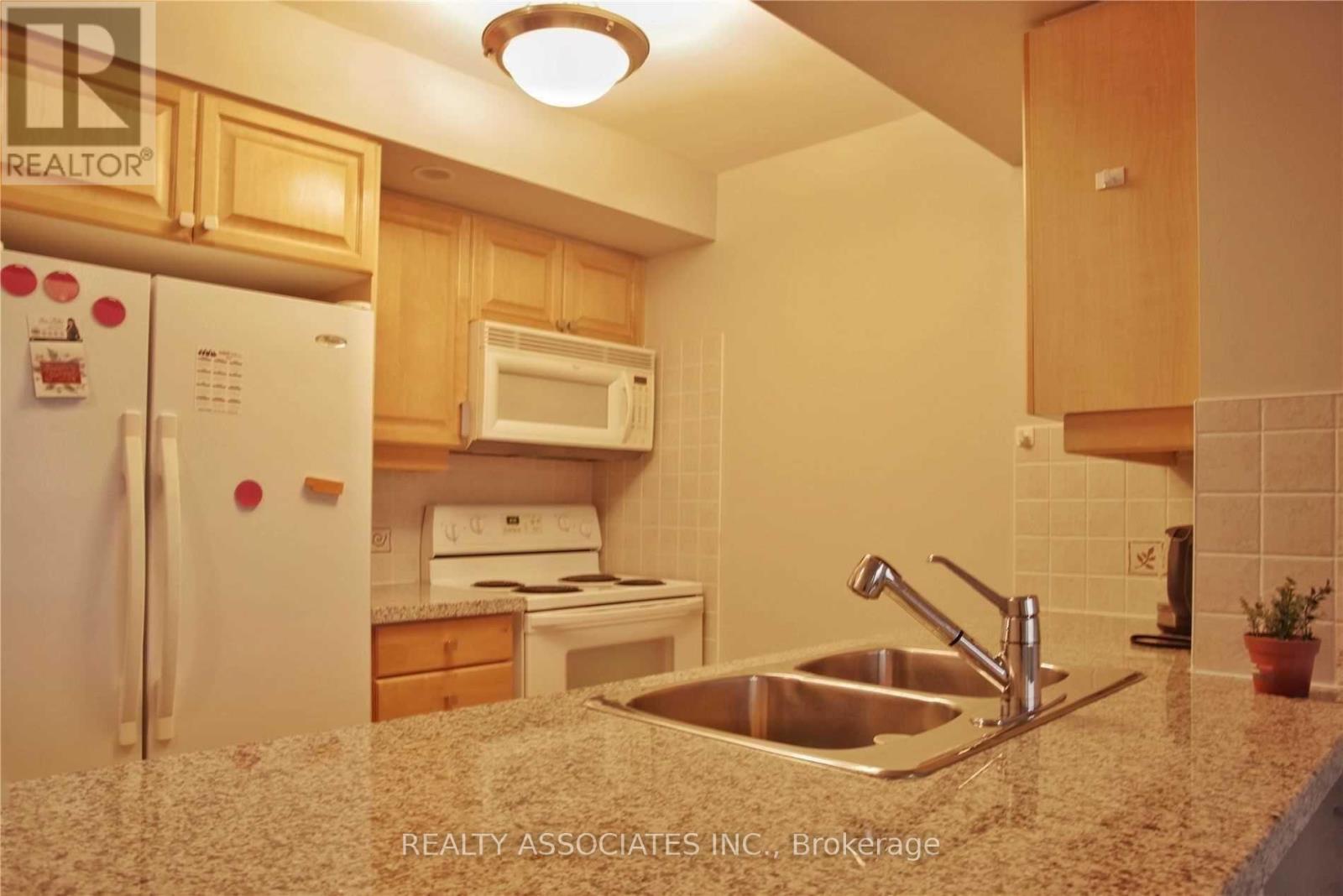 1913 - 10 Northtown Way, Toronto, Ontario  M2N 7L4 - Photo 6 - C12485349