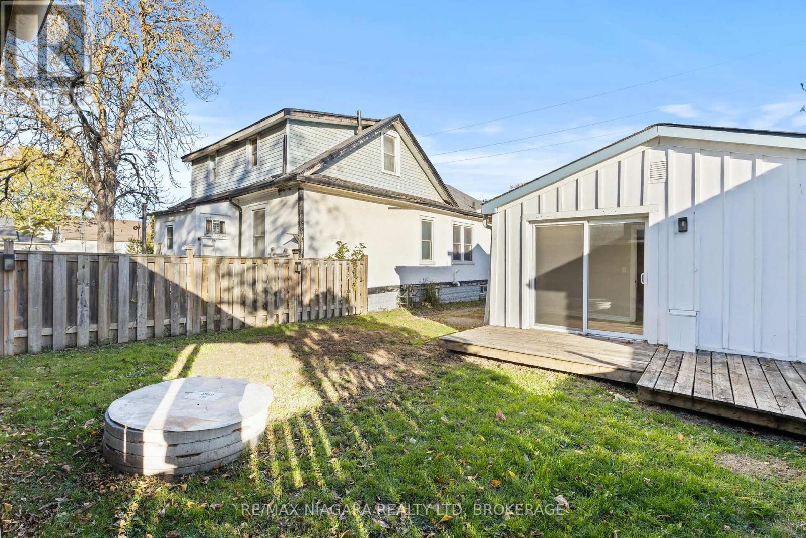 140 Clara Street, Thorold, Ontario  L2V 1K3 - Photo 22 - X12486590