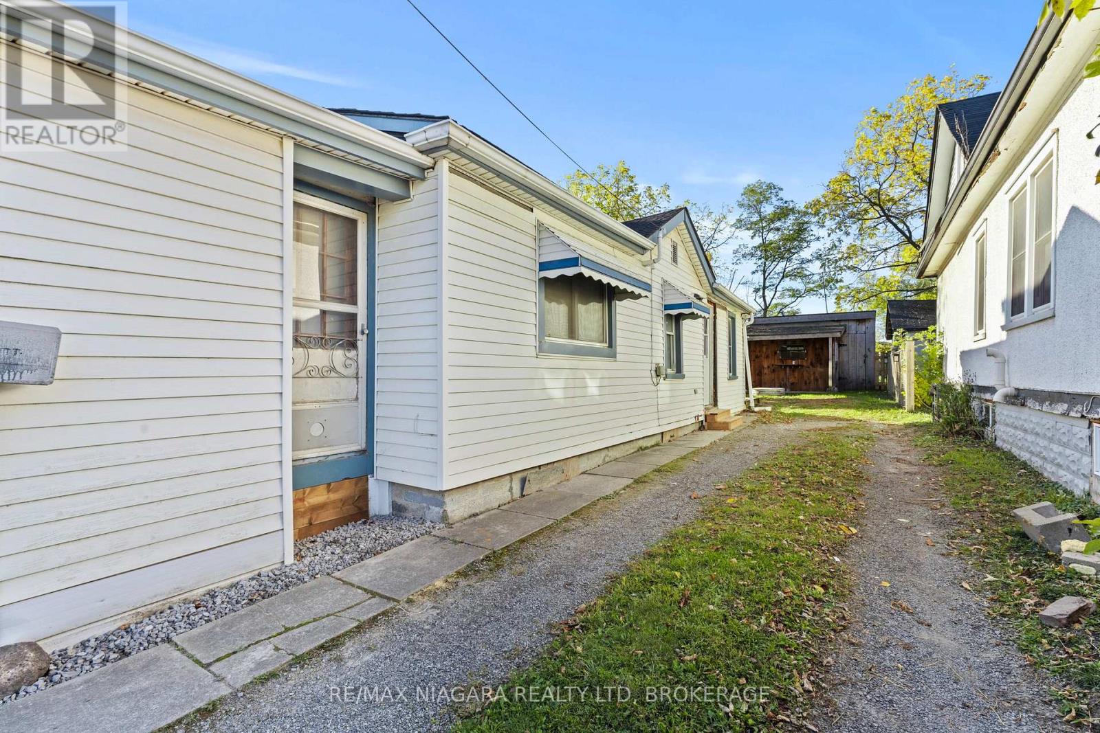 140 Clara Street, Thorold (Allanburg/thorold South), Ontario  L2V 1K3 - Photo 5 - X12486590