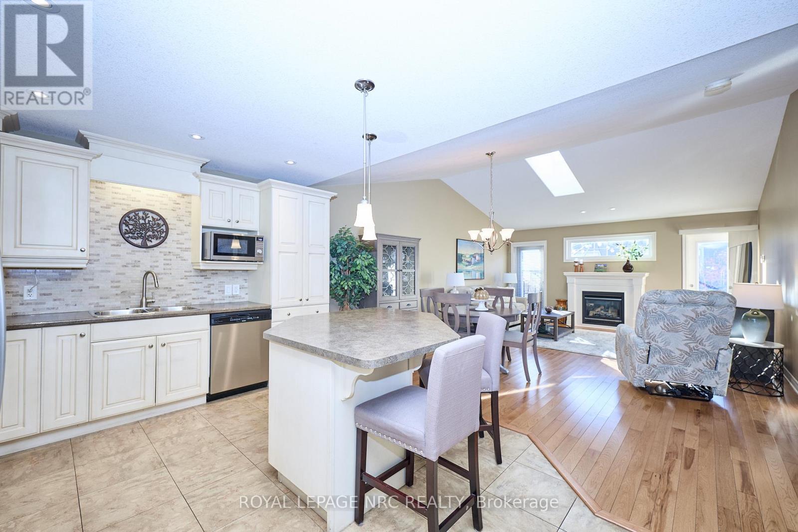 8 - 603 Welland Avenue, St. Catharines, Ontario  L2M 0A6 - Photo 7 - X12486606