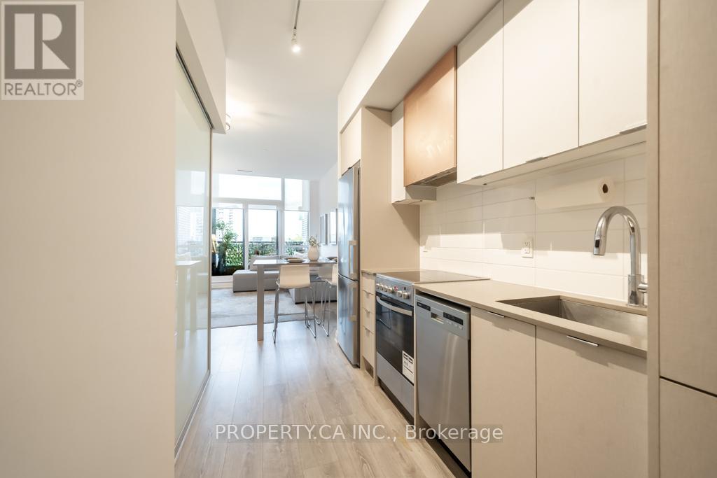 304 - 10 Gibbs Road, Toronto, Ontario  M9B 0E2 - Photo 2 - W12486511