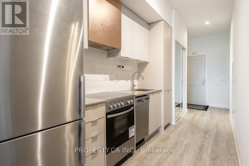 304 - 10 Gibbs Road, Toronto, Ontario  M9B 0E2 - Photo 3 - W12486511