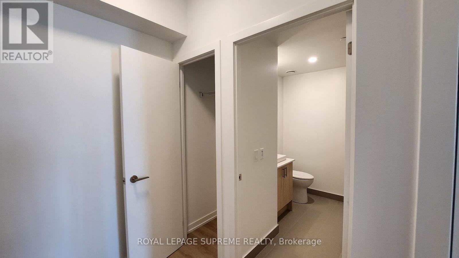 419 - 1195 The Queensway Avenue, Toronto, Ontario M8Z 0H1 - Photo 11 - W12486527