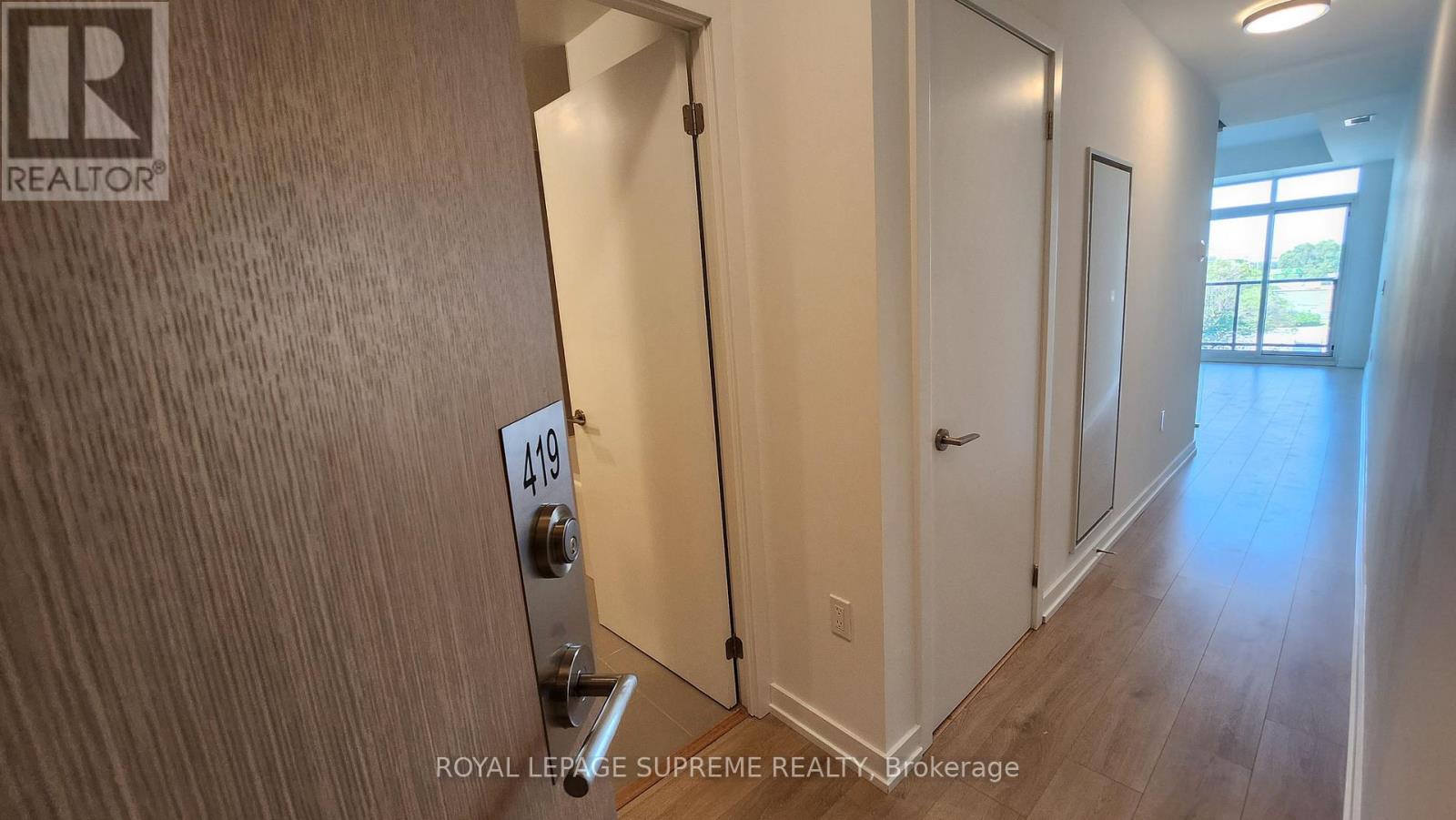 419 - 1195 The Queensway Avenue, Toronto, Ontario M8Z 0H1 - Photo 2 - W12486527