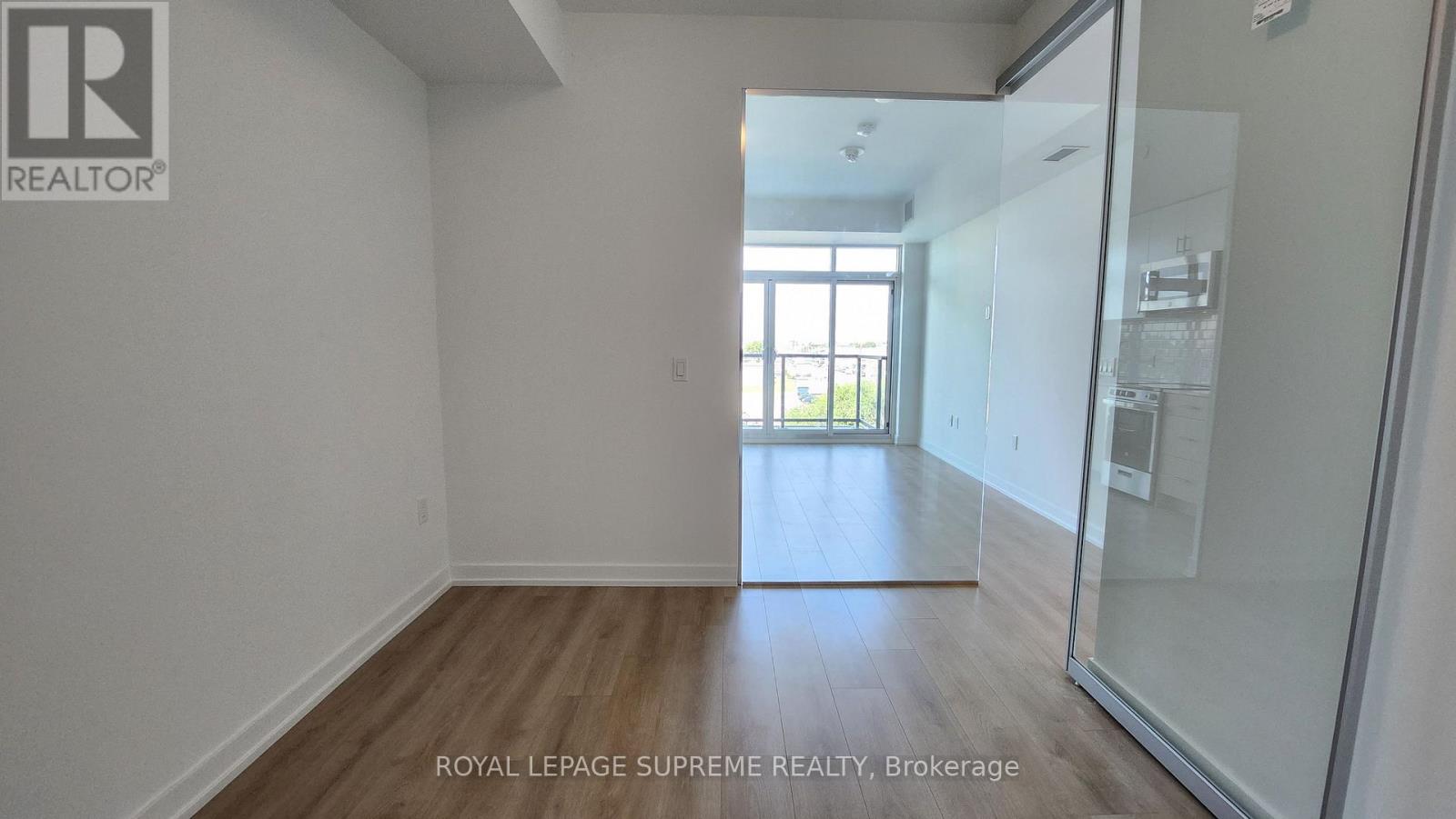 419 - 1195 The Queensway Avenue, Toronto, Ontario M8Z 0H1 - Photo 6 - W12486527