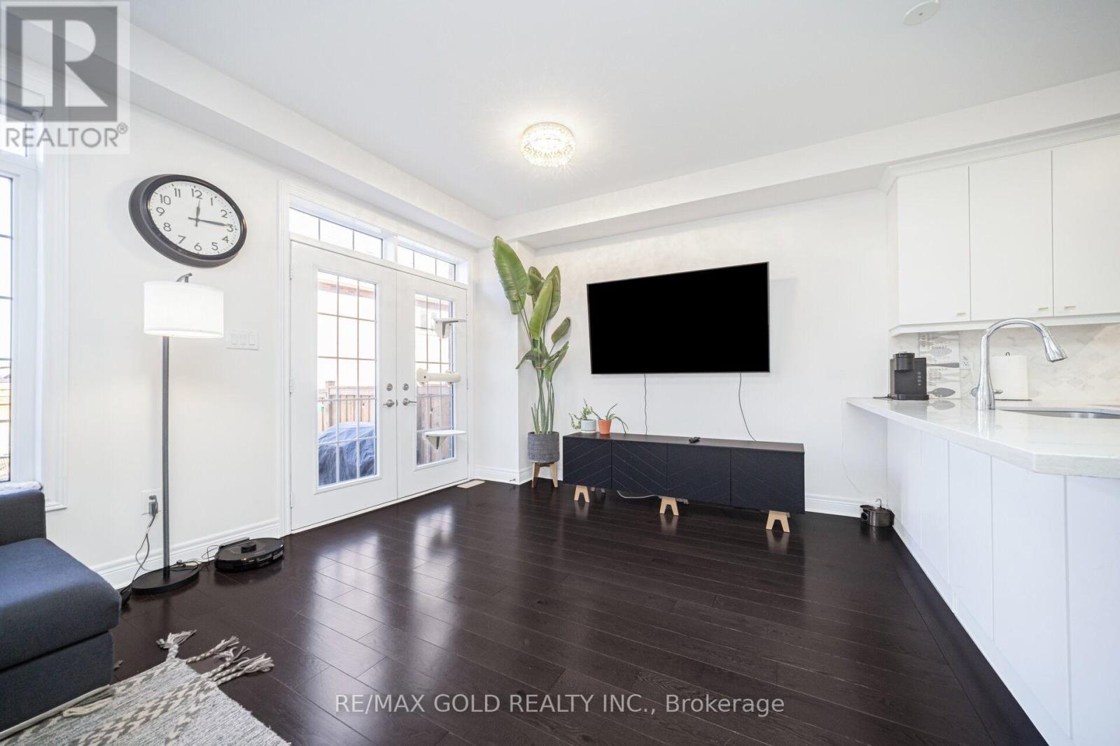 75 Branigan Crescent, Halton Hills, Ontario  L7G 0M8 - Photo 19 - W12486535