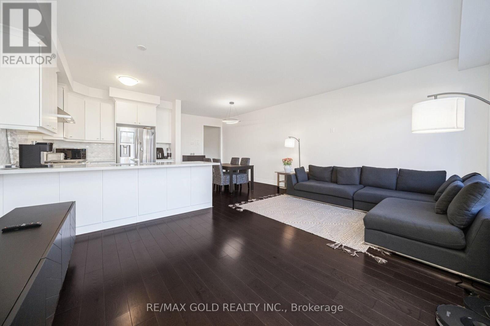 75 Branigan Crescent, Halton Hills, Ontario  L7G 0M8 - Photo 20 - W12486535