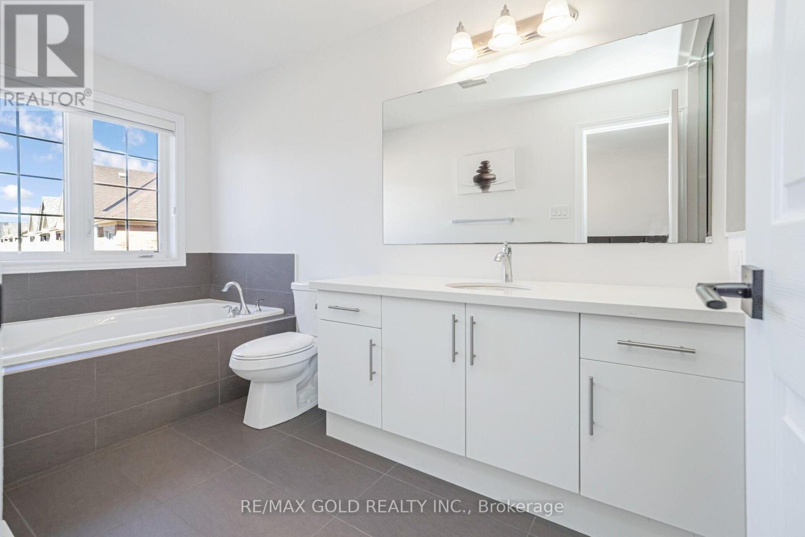 75 Branigan Crescent, Halton Hills, Ontario  L7G 0M8 - Photo 27 - W12486535