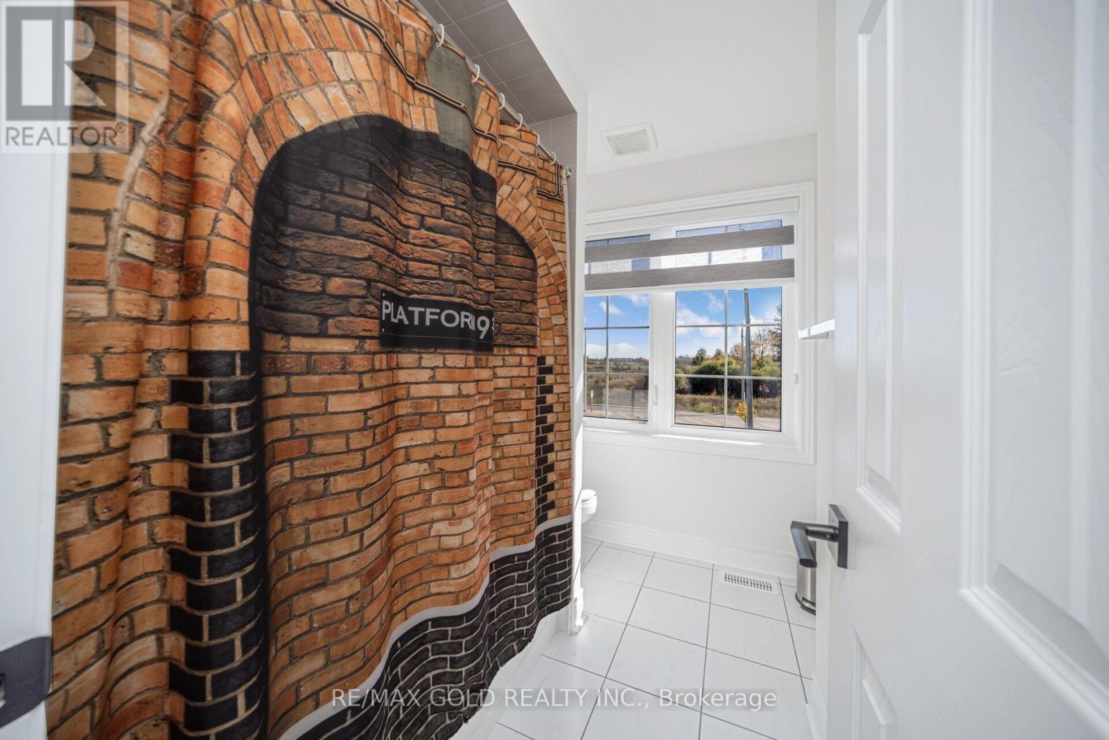 75 Branigan Crescent, Halton Hills, Ontario  L7G 0M8 - Photo 34 - W12486535