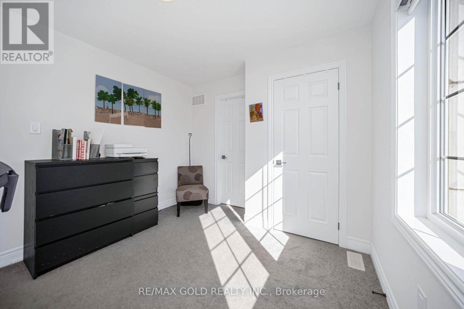 75 Branigan Crescent, Halton Hills, Ontario  L7G 0M8 - Photo 36 - W12486535