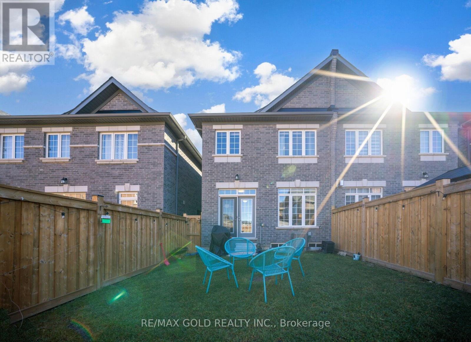 75 Branigan Crescent, Halton Hills, Ontario  L7G 0M8 - Photo 40 - W12486535