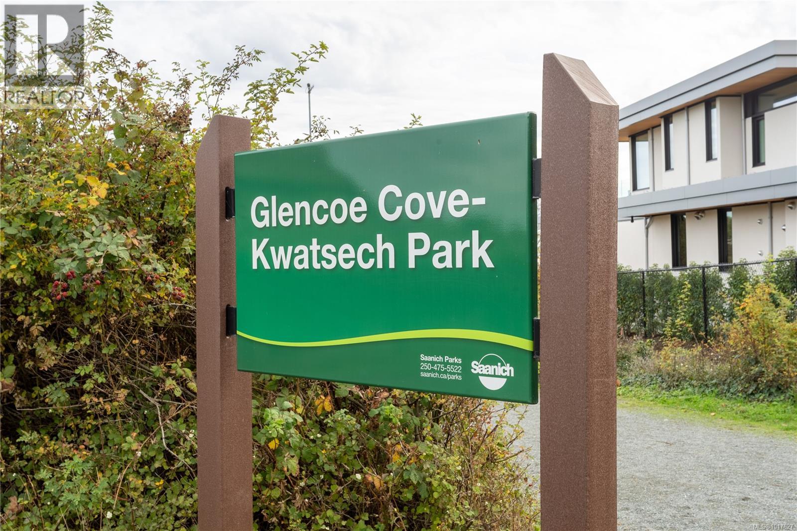 4490 Shore Way, Saanich, British Columbia  V8N 3V2 - Photo 60 - 1017627