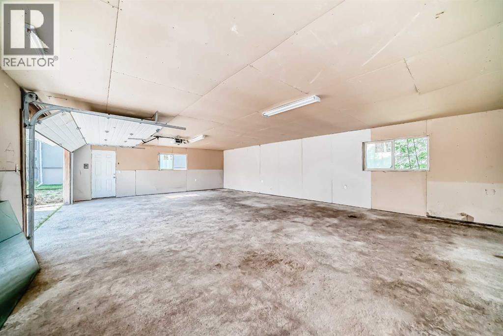 270139 Inverlake Road, Rural Rocky View County, Alberta  T2B 2G7 - Photo 42 - A2256348