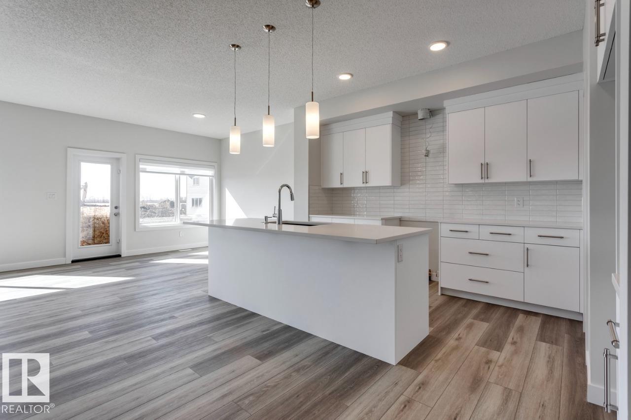 6304 42 Av, Beaumont, Alberta  T4X 0G7 - Photo 9 - E4463807