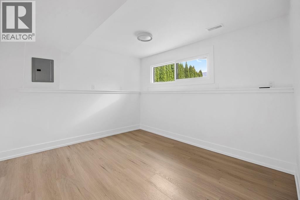 3085 Douglas Street, Armstrong, British Columbia  V0E 1B2 - Photo 28 - 10366802