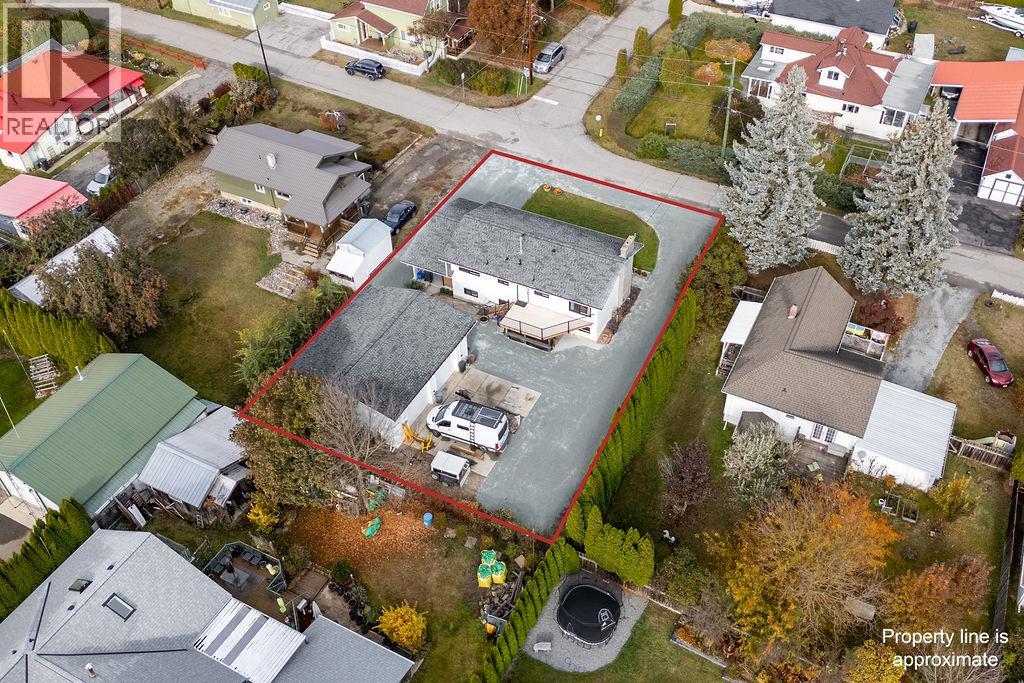 3085 Douglas Street, Armstrong, British Columbia  V0E 1B2 - Photo 5 - 10366802