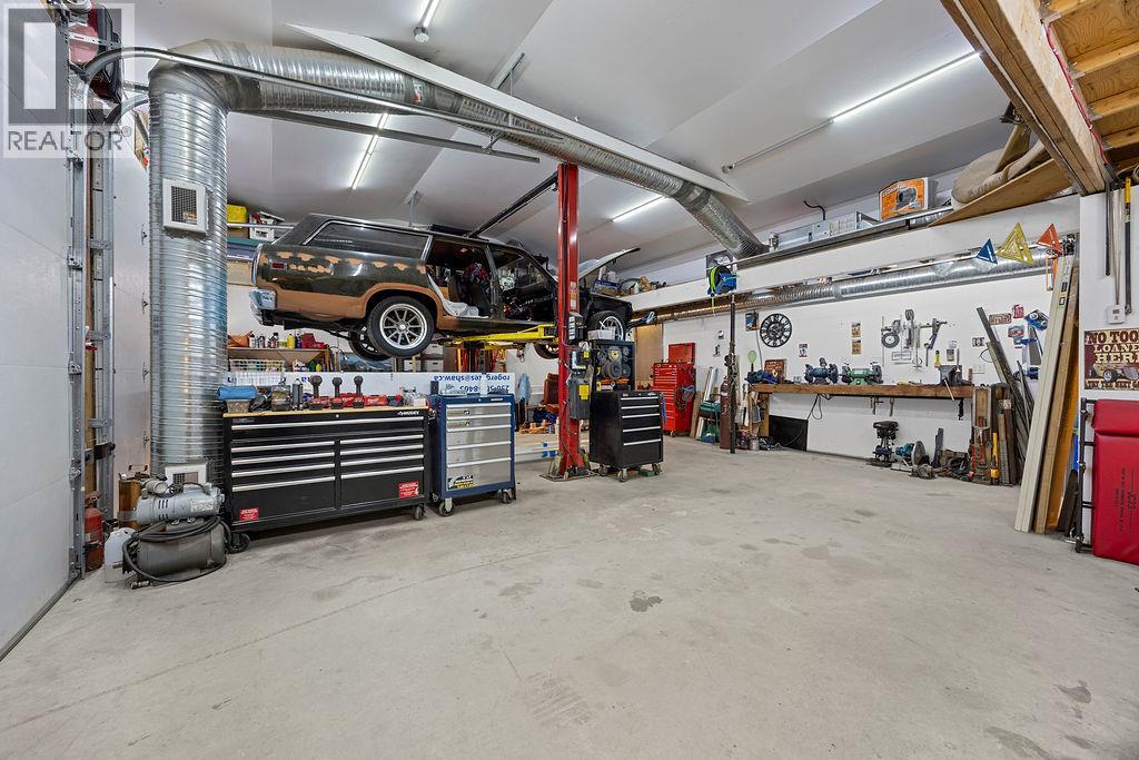 3085 Douglas Street, Armstrong, British Columbia  V0E 1B2 - Photo 35 - 10366802