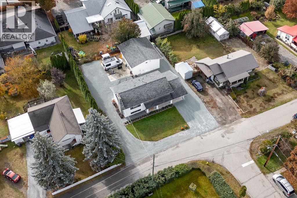 3085 Douglas Street, Armstrong, British Columbia  V0E 1B2 - Photo 49 - 10366802