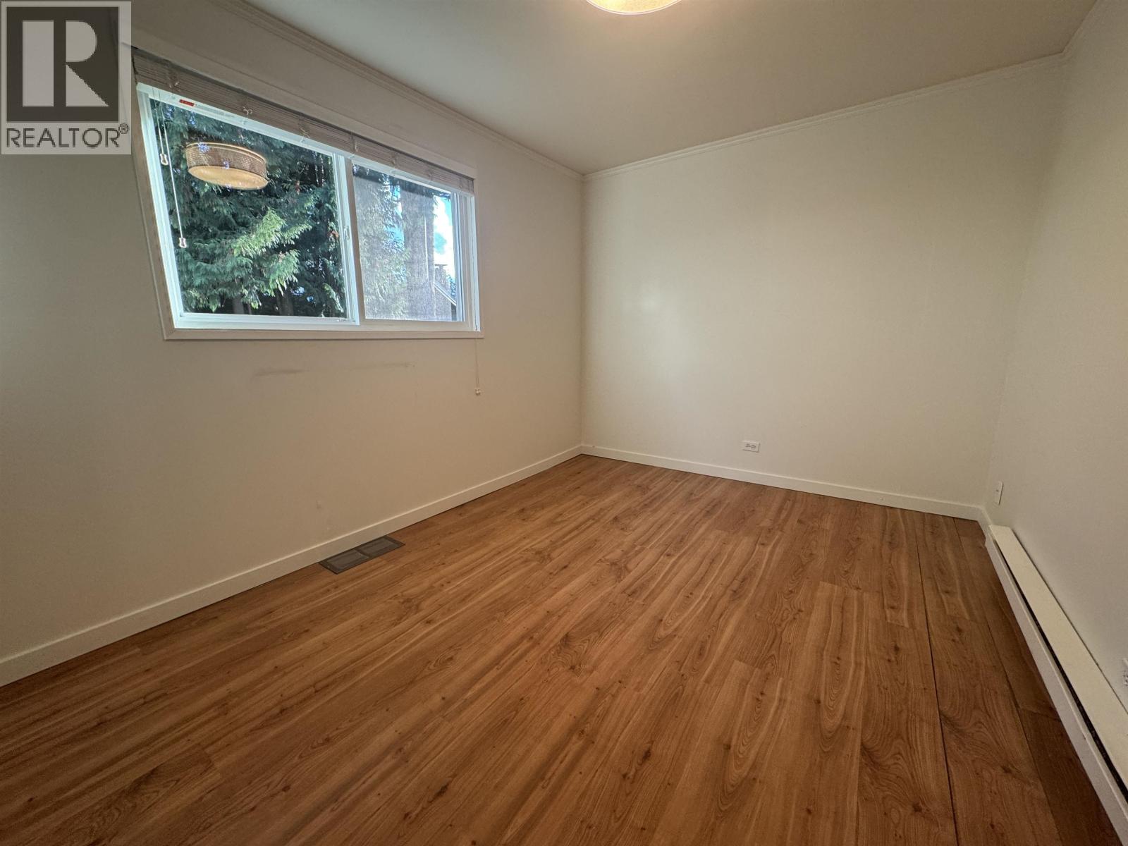 21190 River Rd, Maple Ridge, British Columbia  V2X 2A4 - Photo 14 - R3060056