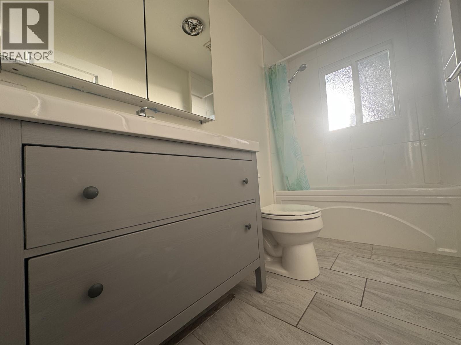 21190 River Rd, Maple Ridge, British Columbia  V2X 2A4 - Photo 17 - R3060056