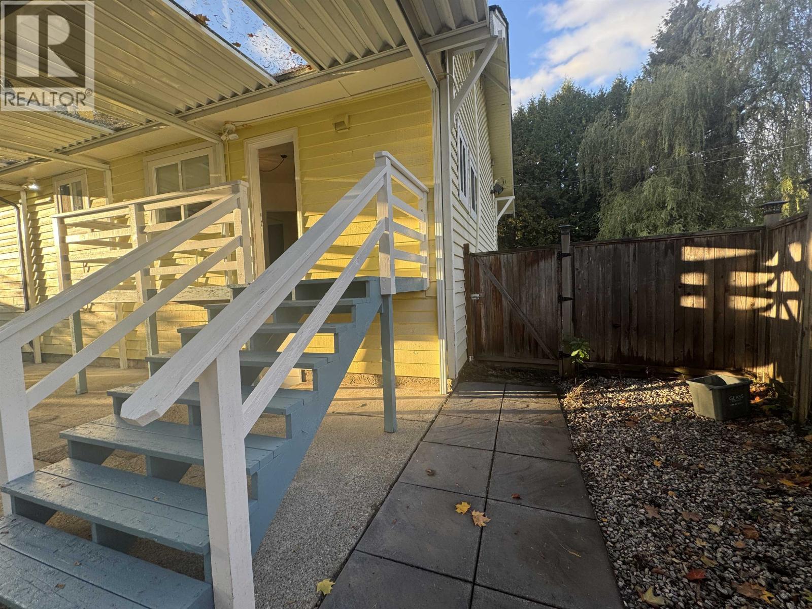 21190 River Rd, Maple Ridge, British Columbia  V2X 2A4 - Photo 23 - R3060056