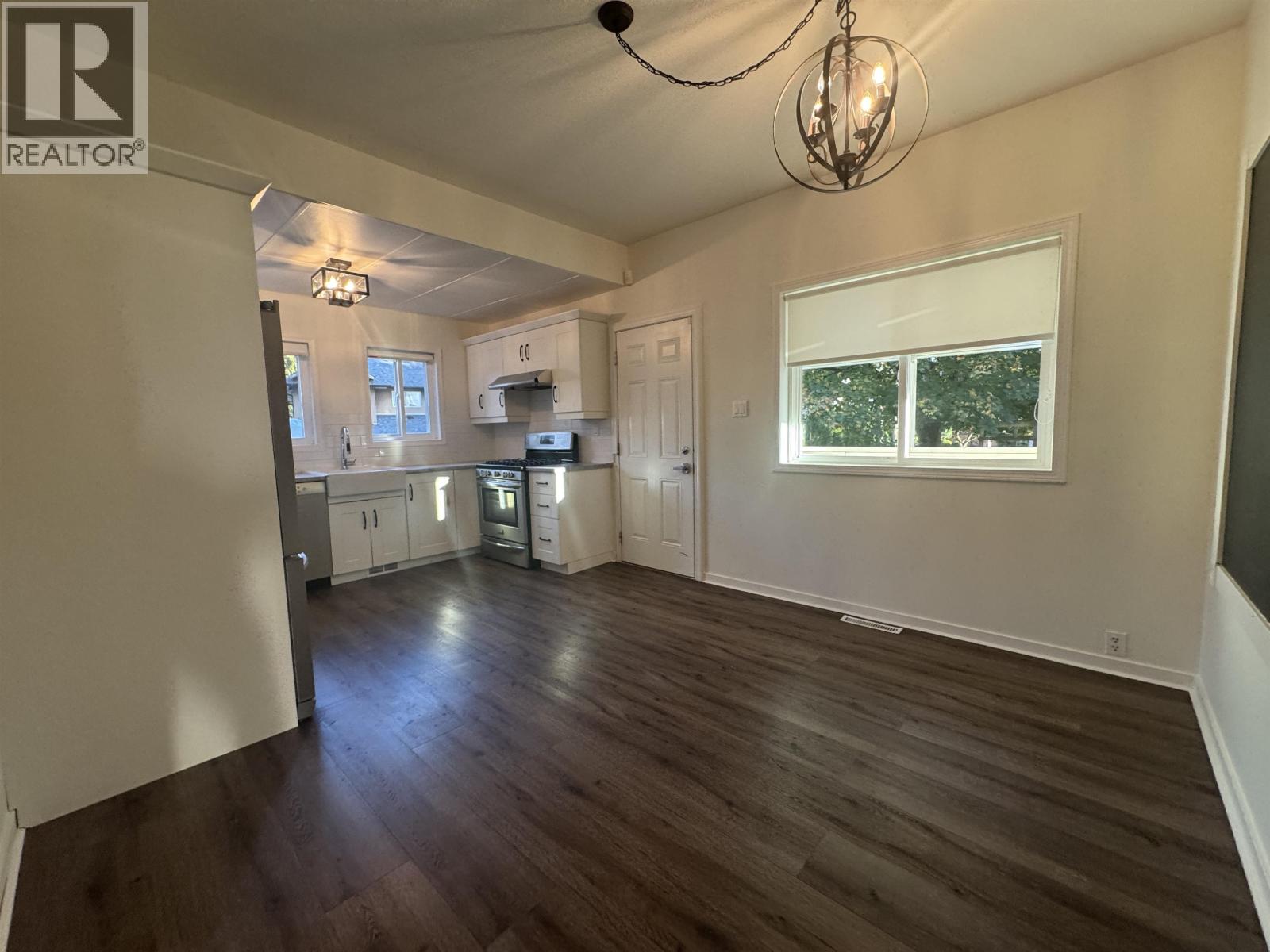 21190 River Rd, Maple Ridge, British Columbia  V2X 2A4 - Photo 10 - R3060056