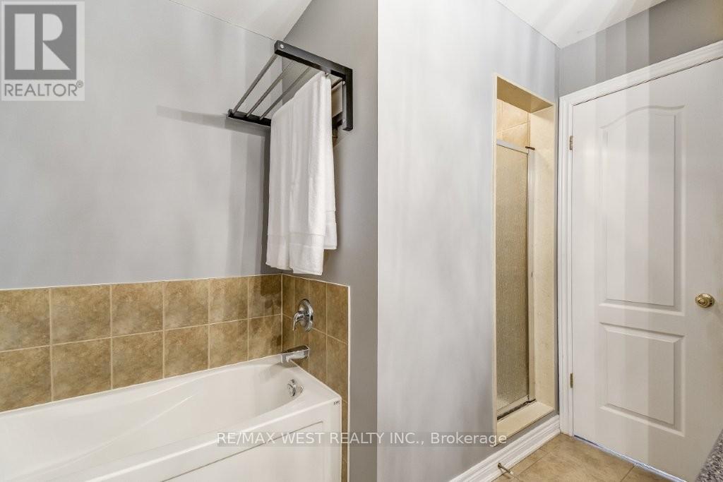 53 Cole Street, Hamilton, Ontario  L8B 0R2 - Photo 27 - X12486505