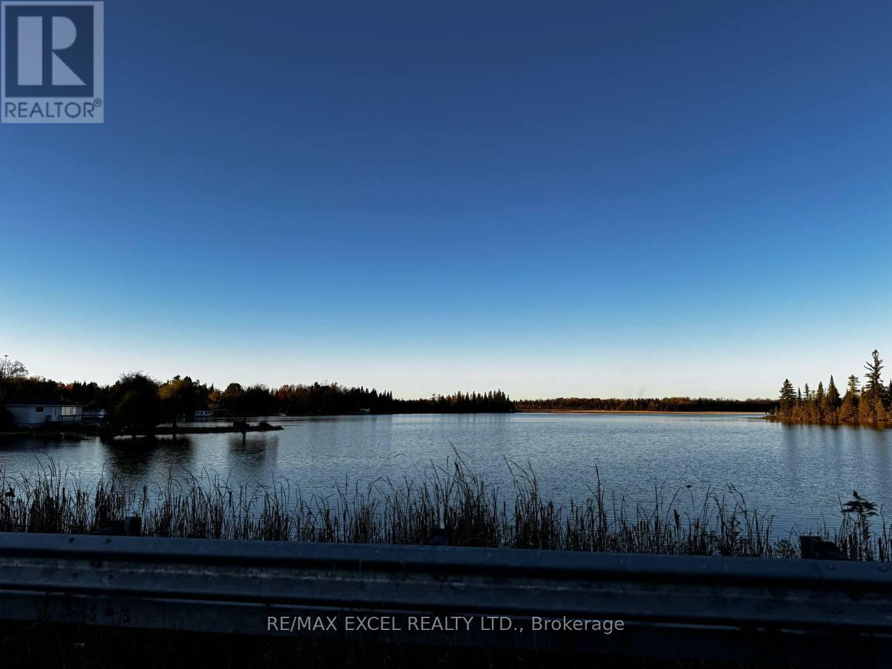 19 Lakeview Cottage Road, Kawartha Lakes, Ontario  K0M 2B0 - Photo 10 - X12486517