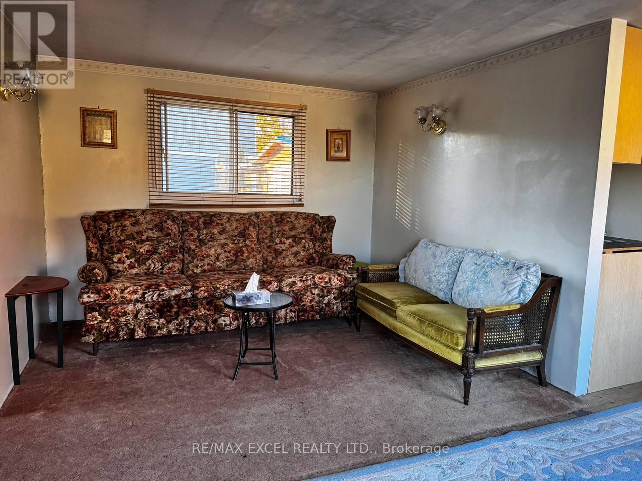 19 Lakeview Cottage Road, Kawartha Lakes, Ontario  K0M 2B0 - Photo 6 - X12486517