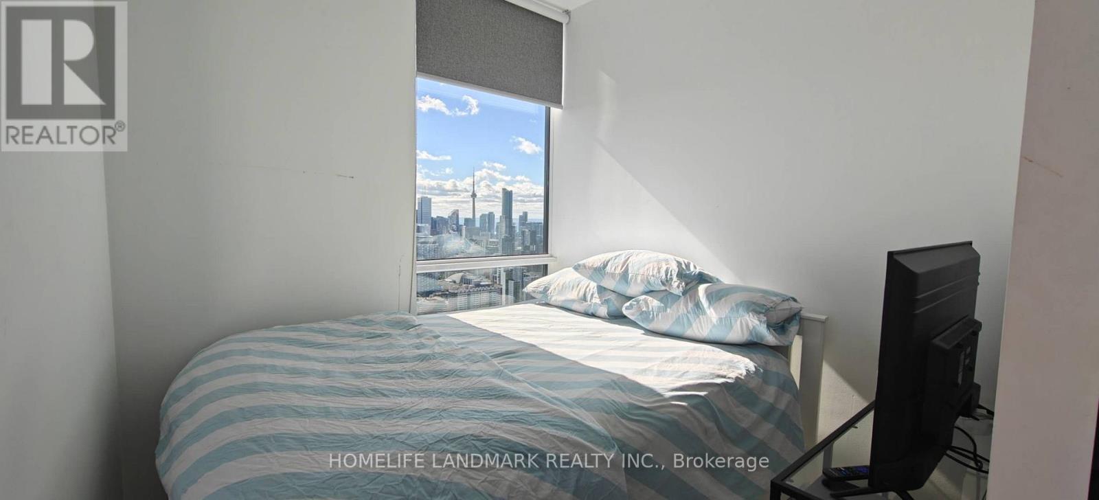 5401 - 395 Bloor Street S, Toronto, Ontario  M4W 0B4 - Photo 6 - C12486551