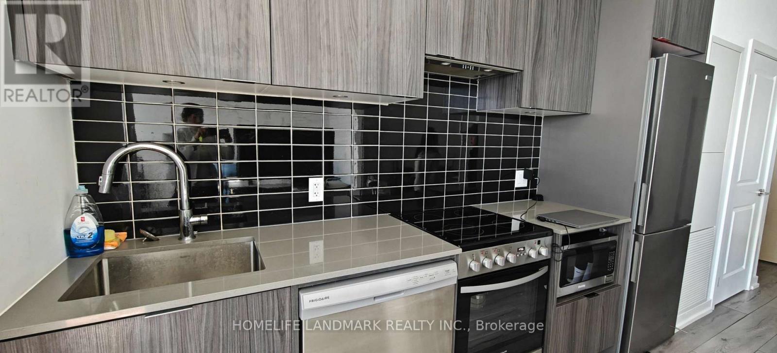 5401 - 395 Bloor Street S, Toronto, Ontario  M4W 0B4 - Photo 7 - C12486551