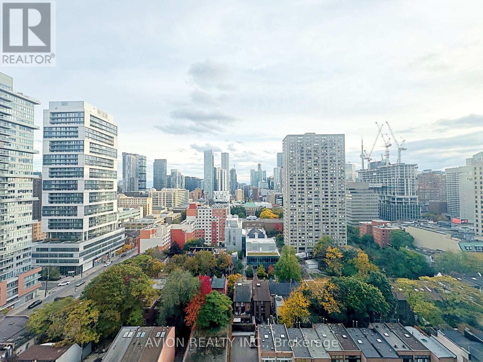 #1917 - 45 CARLTON STREET, Toronto, Ontario