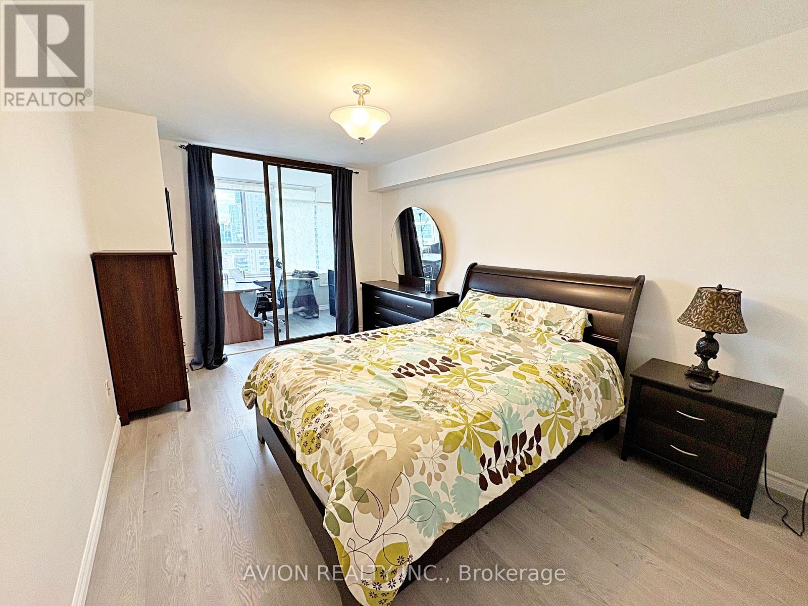 #1917 - 45 Carlton Street, Toronto, Ontario  M5B 2H9 - Photo 12 - C12486559