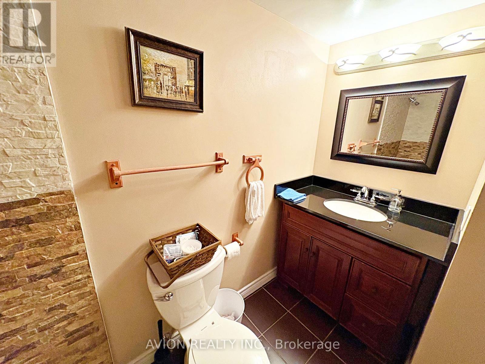 #1917 - 45 Carlton Street, Toronto, Ontario  M5B 2H9 - Photo 18 - C12486559