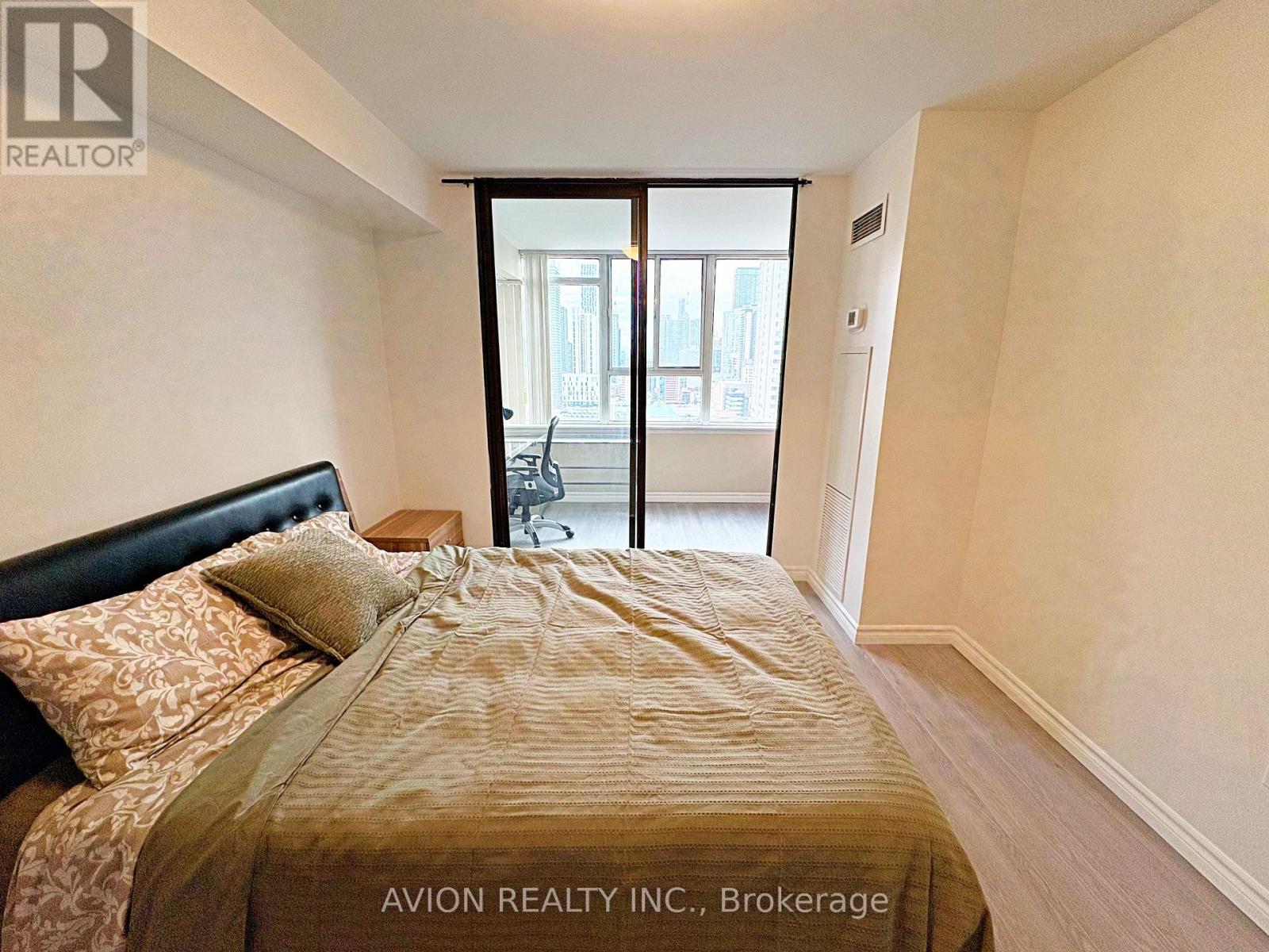 #1917 - 45 Carlton Street, Toronto, Ontario  M5B 2H9 - Photo 21 - C12486559