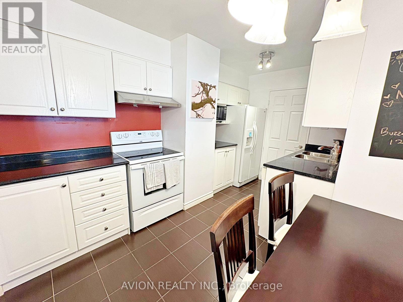 #1917 - 45 Carlton Street, Toronto, Ontario  M5B 2H9 - Photo 8 - C12486559