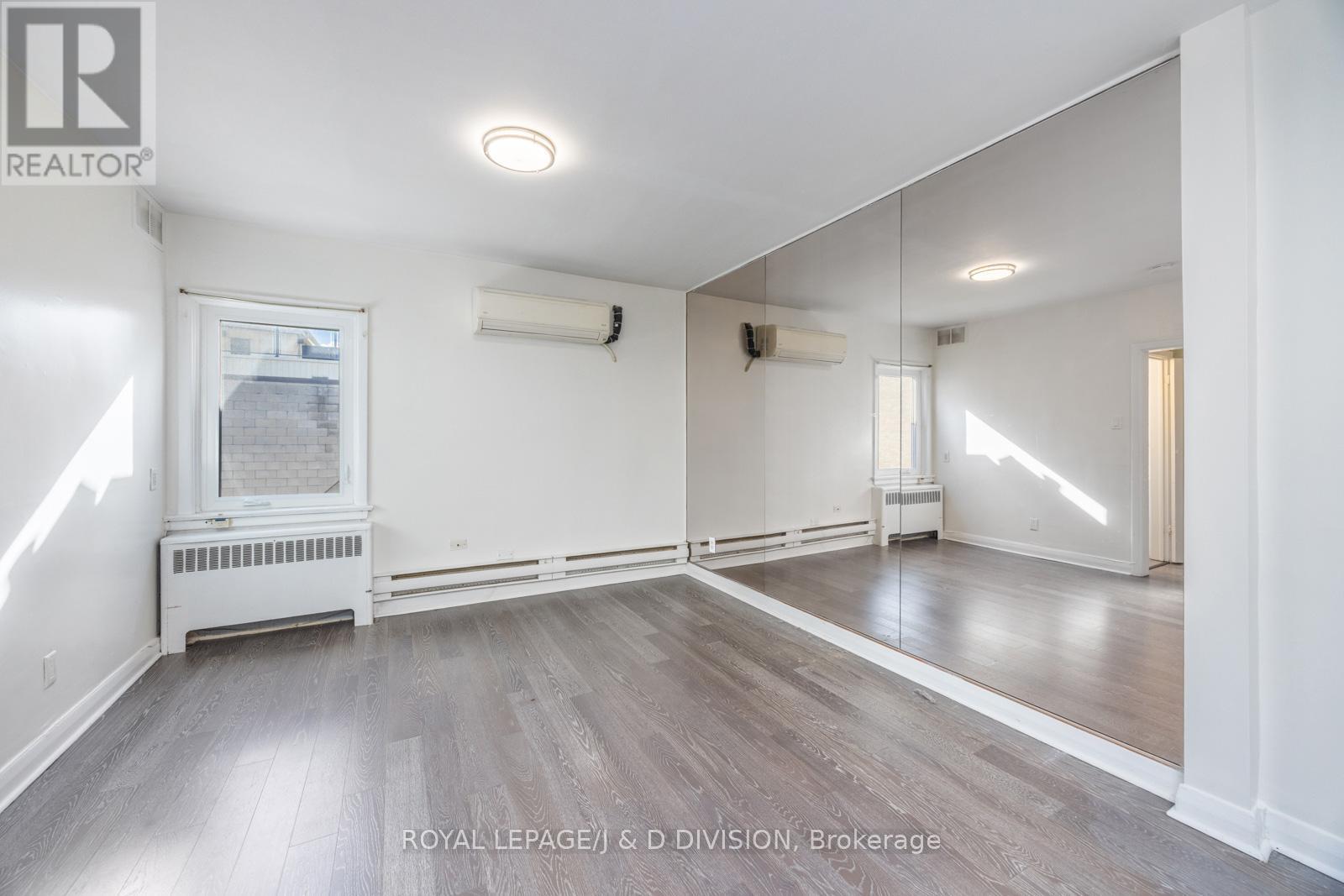 2 - 351 Melrose Avenue, Toronto, Ontario  M5M 3Y8 - Photo 15 - C12486570