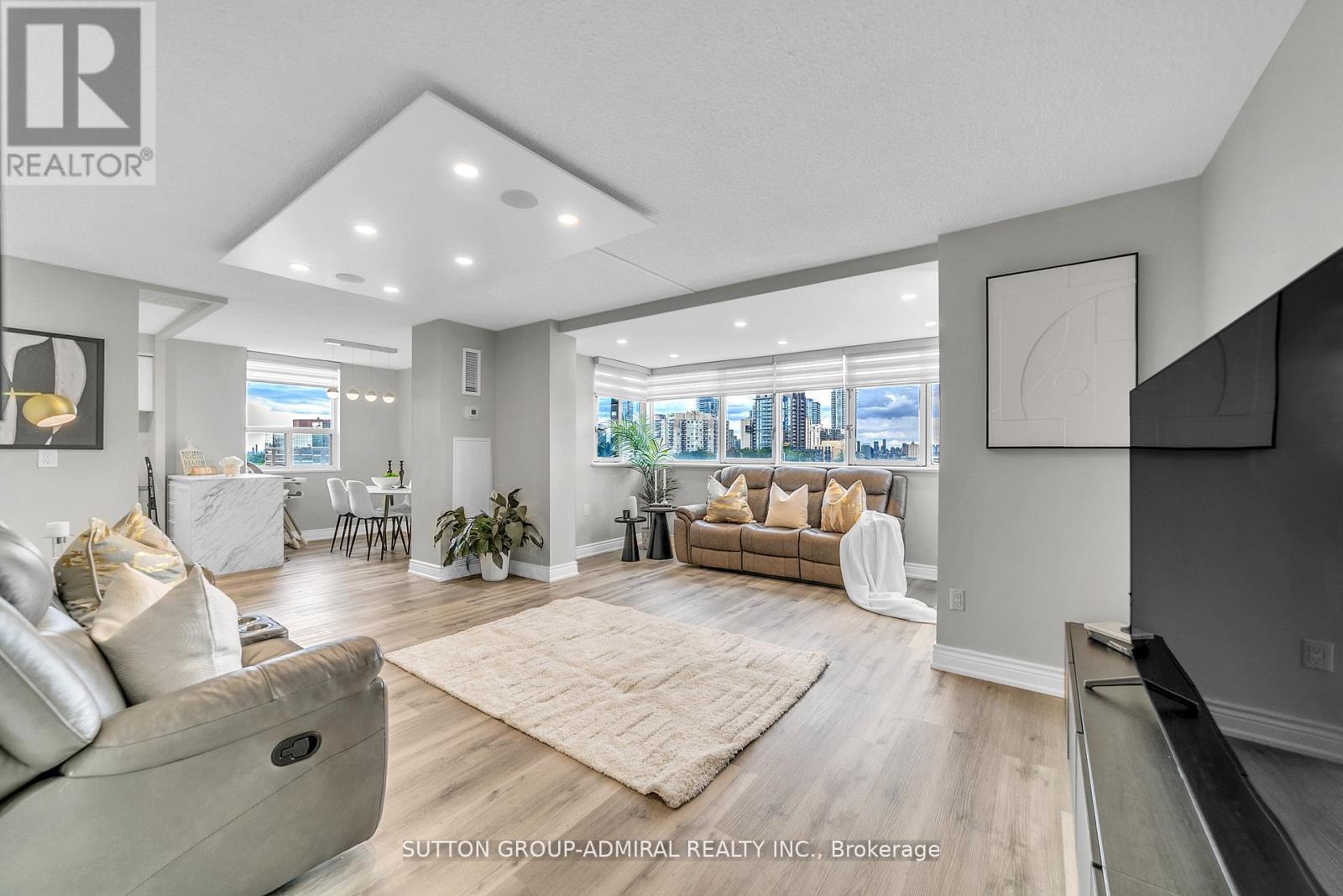 808 - 5 OLD SHEPPARD AVENUE, Toronto, Ontario