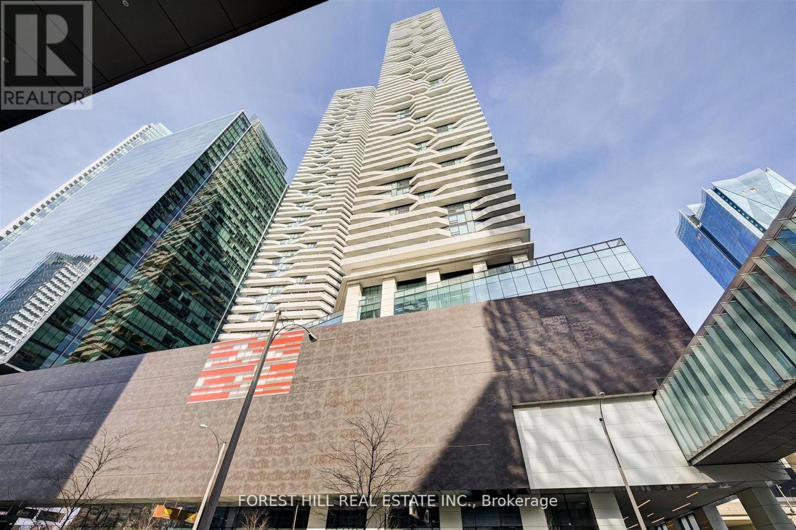 1004 - 88 HARBOUR STREET, Toronto, Ontario