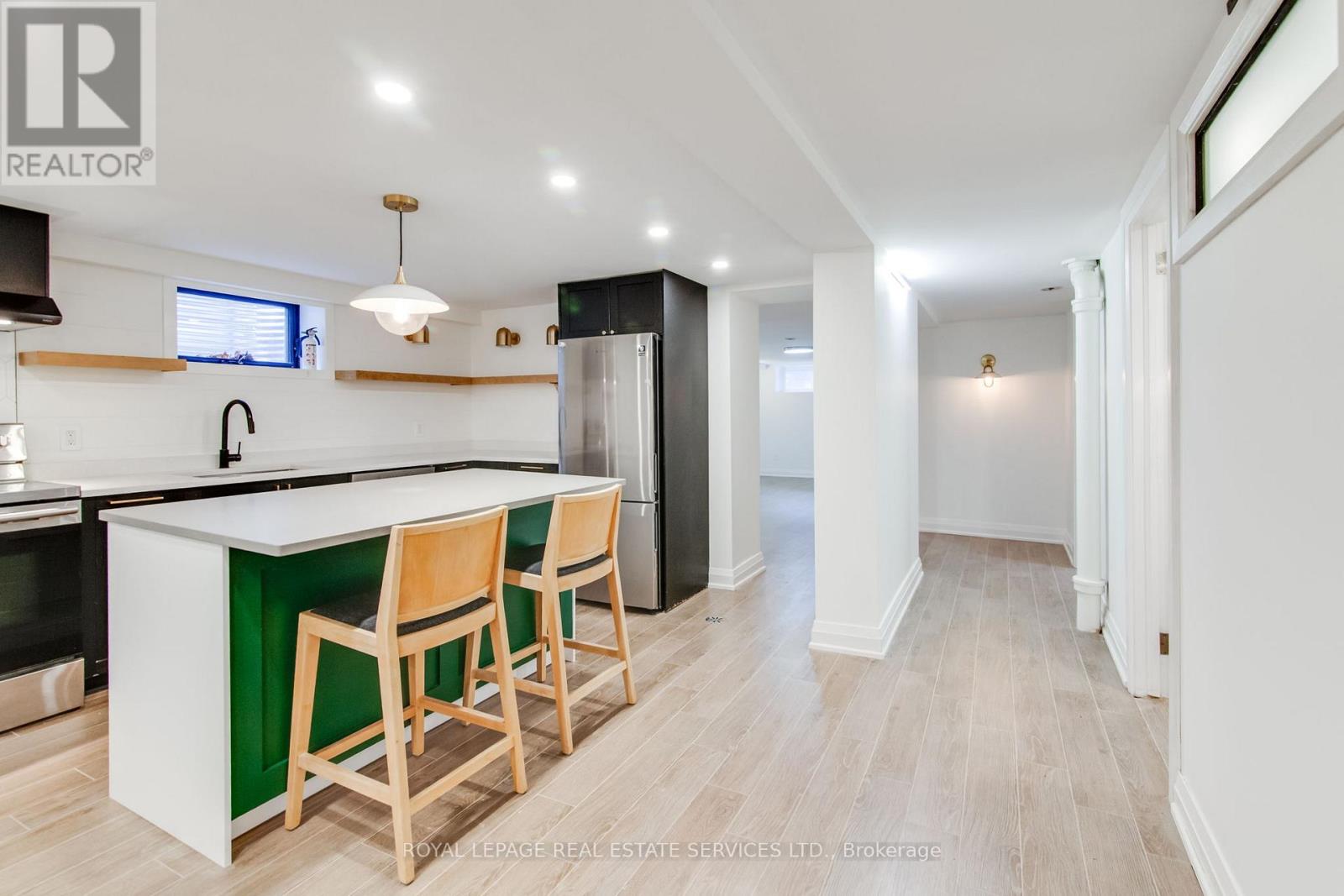 L - 70 Kilbarry Road, Toronto, Ontario  M5P 1K6 - Photo 10 - C12486585