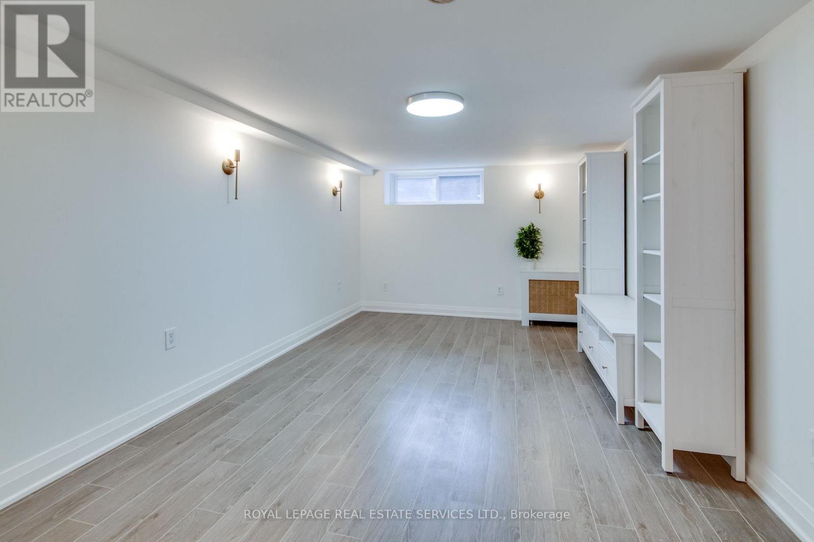 L - 70 Kilbarry Road, Toronto, Ontario  M5P 1K6 - Photo 11 - C12486585