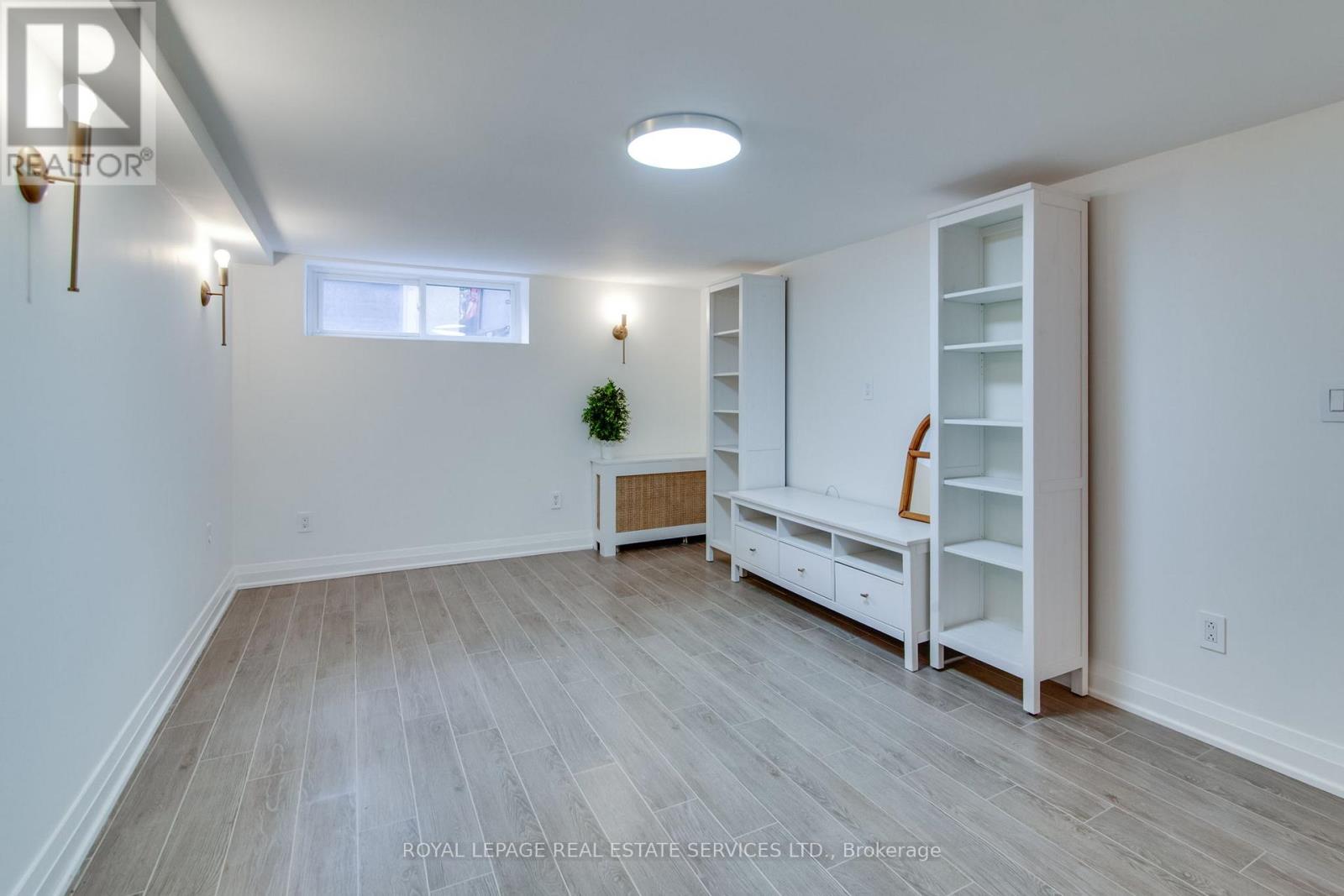 L - 70 Kilbarry Road, Toronto, Ontario  M5P 1K6 - Photo 12 - C12486585