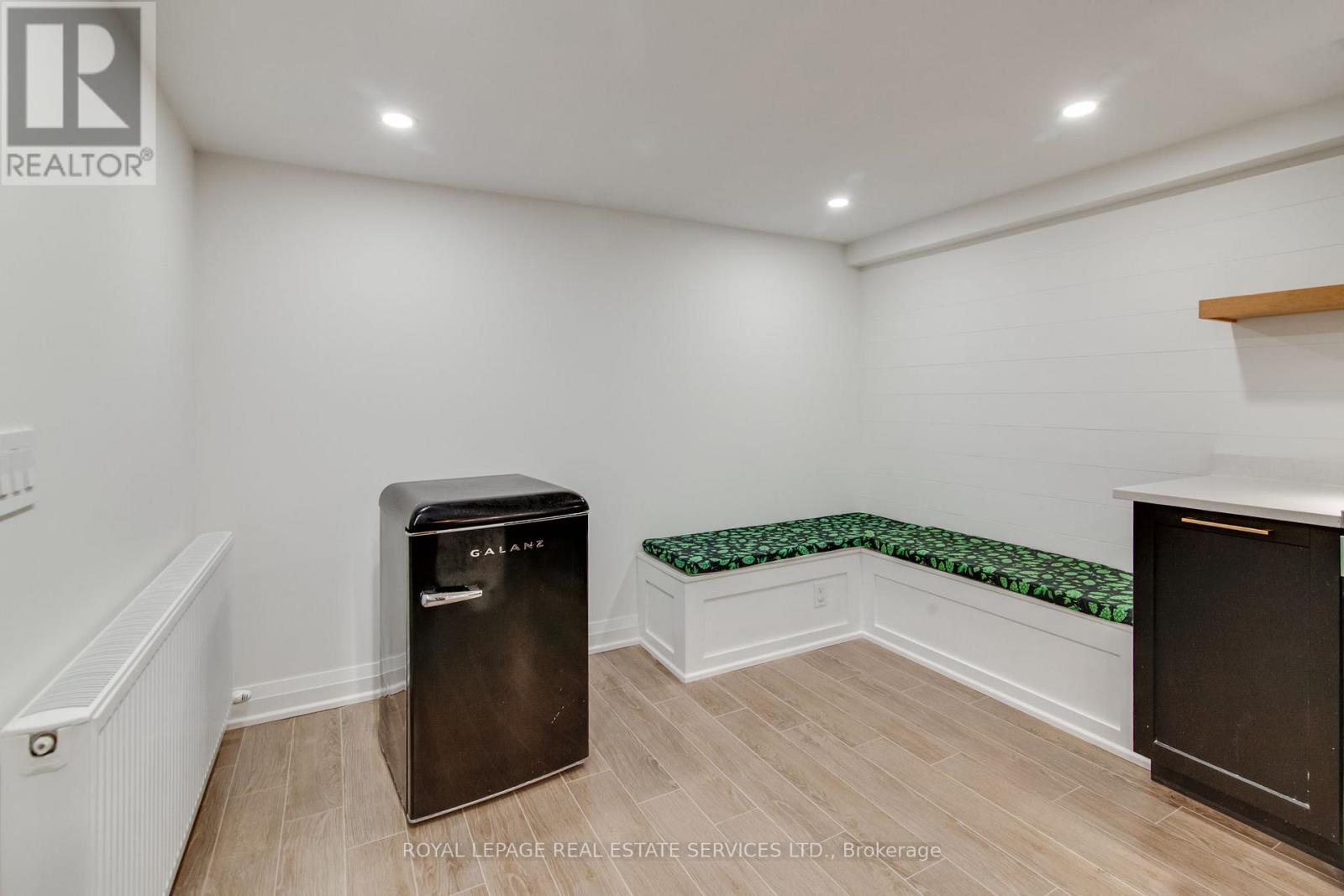 L - 70 Kilbarry Road, Toronto, Ontario  M5P 1K6 - Photo 9 - C12486585