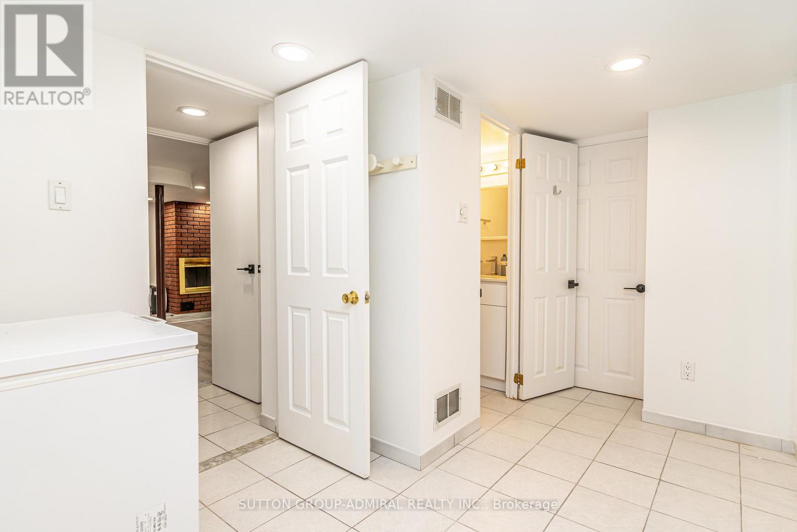 208 Homewood Avenue, Toronto, Ontario  M2M 1K6 - Photo 29 - C12486627