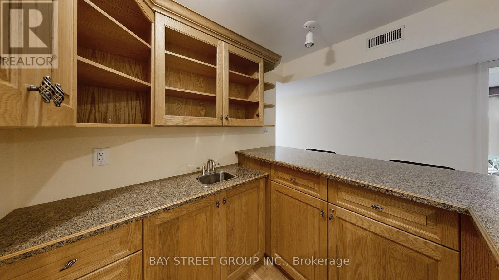 Basement - 26 Restwell Crescent, Toronto, Ontario  M2K 2A3 - Photo 14 - C12486642