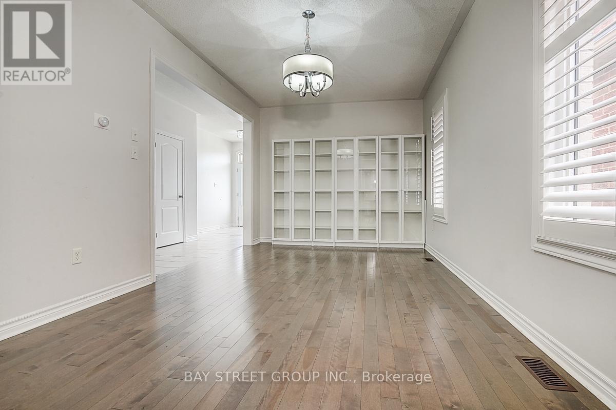 852 William Lee Avenue, Oshawa, Ontario  L1K 0W2 - Photo 10 - E12486568