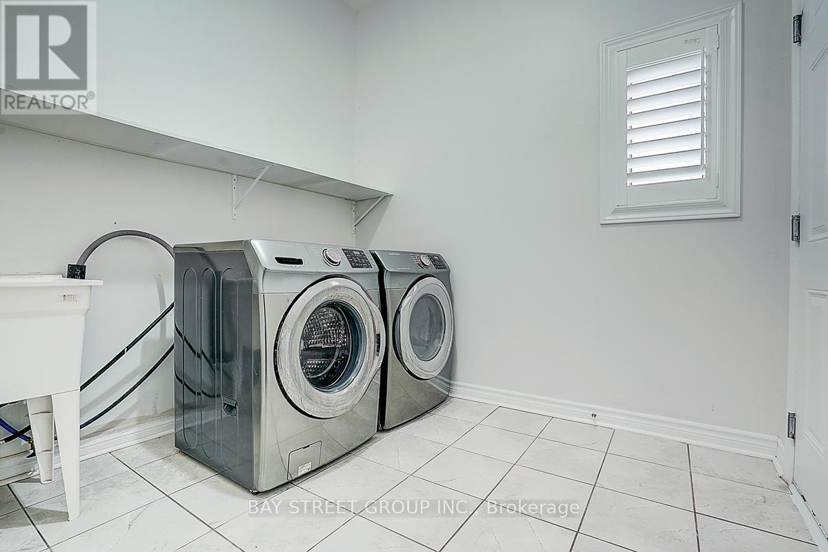 852 William Lee Avenue, Oshawa, Ontario  L1K 0W2 - Photo 21 - E12486568