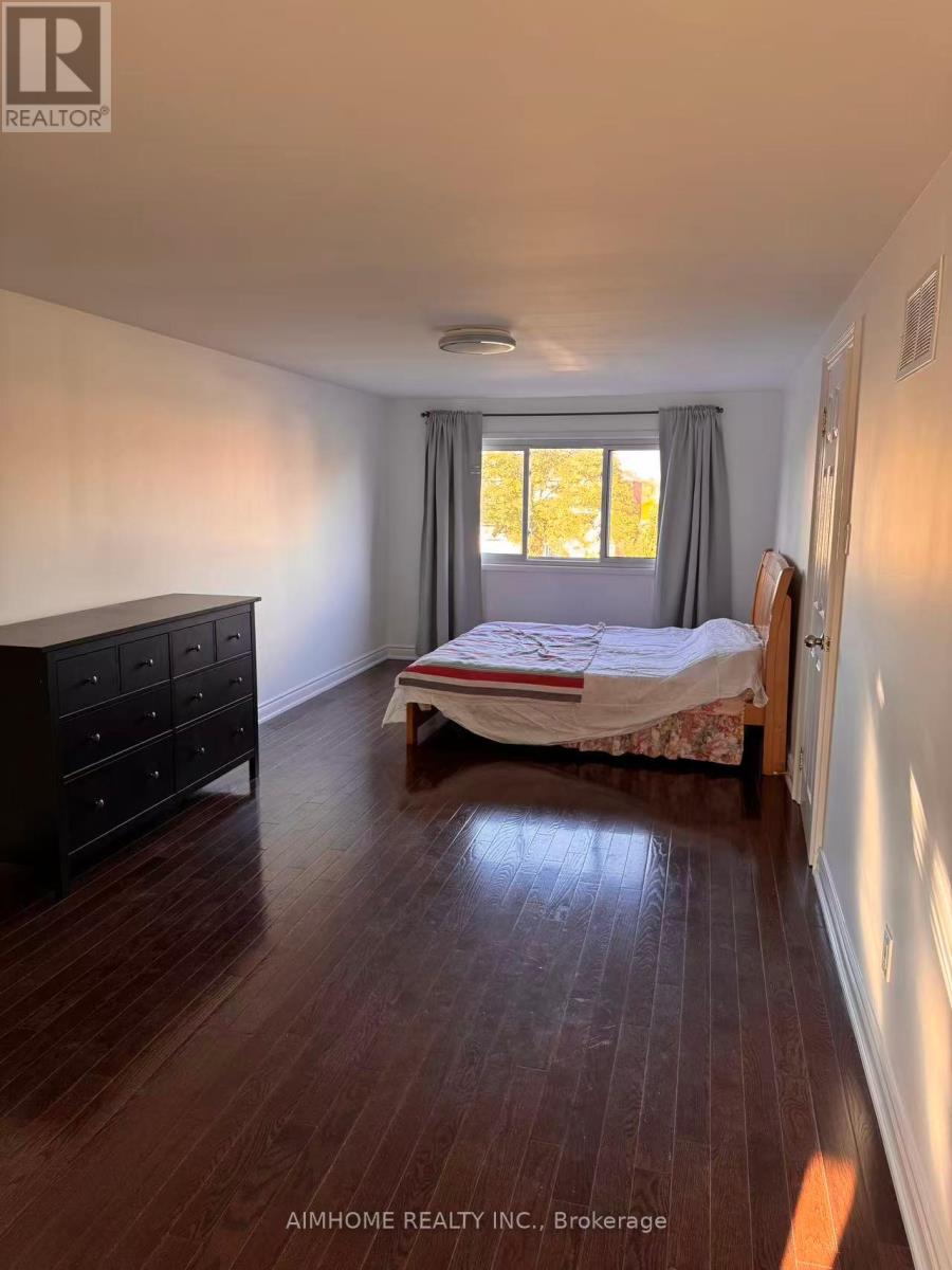 213 Hupfield Trail, Toronto, Ontario  M1B 4L8 - Photo 6 - E12486577